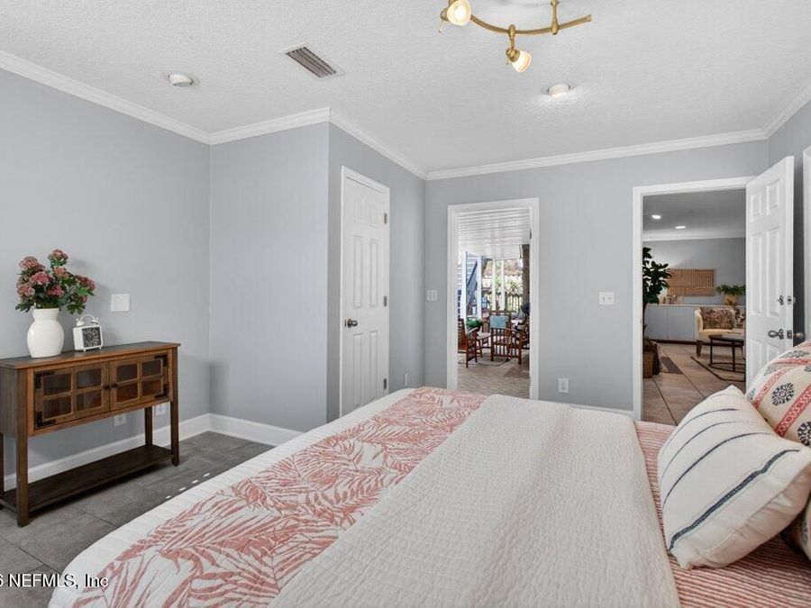 Property Image 108