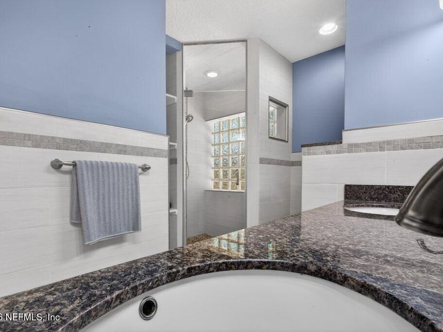 Property Image 111