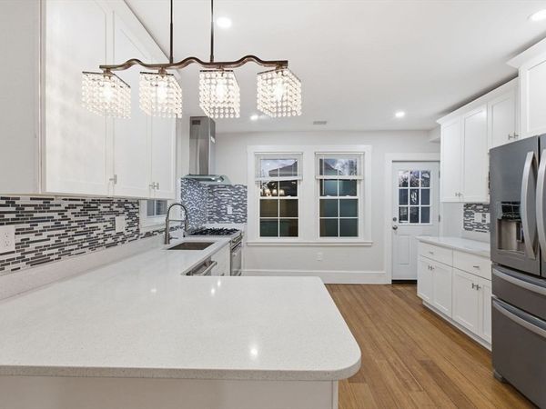 318 Concord Ave, Unit 2, Cambridge, MA 02138