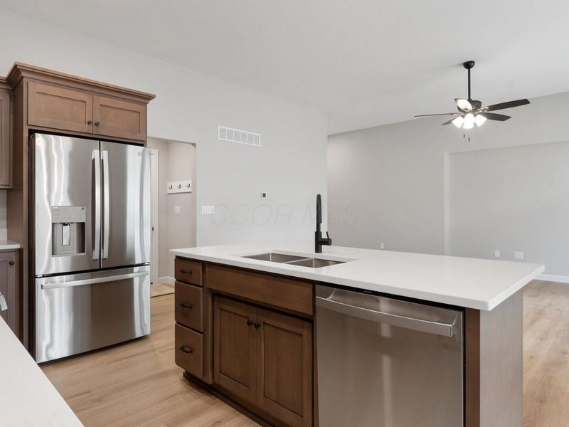 3438 Jamestown Drive , Zanesville, OH 43701 Photo 12