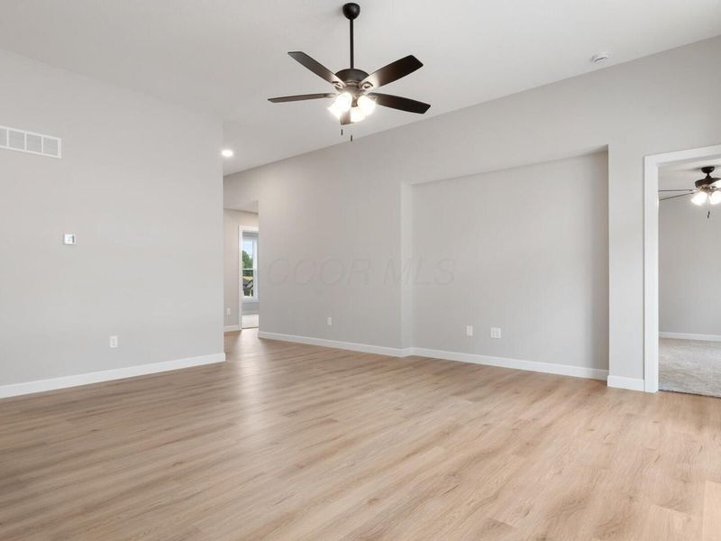 3438 Jamestown Drive , Zanesville, OH 43701 Photo 9