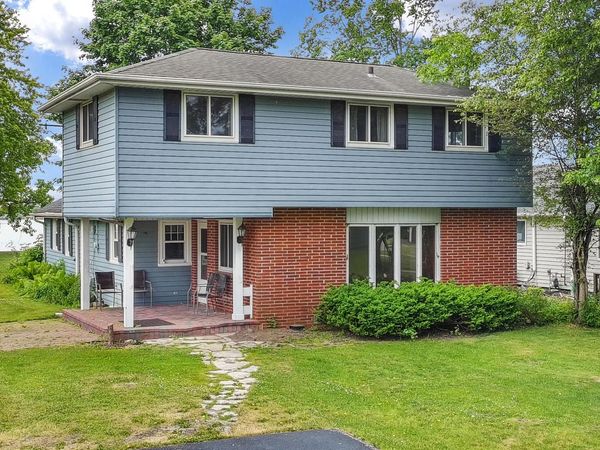 24315 Fairway DRIVE, Kansasville, WI 53139