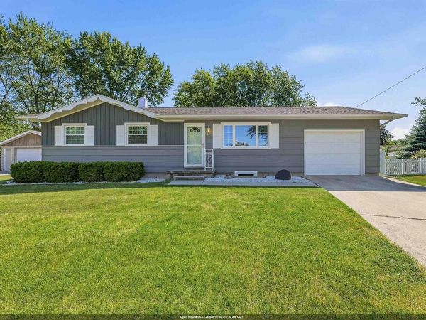 56 PIONEER COURT, Fond Du Lac, WI 54935