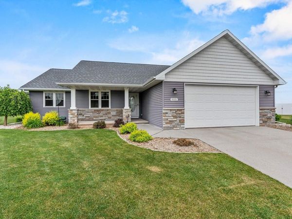 5111 N GALA COURT, Appleton, WI 54913
