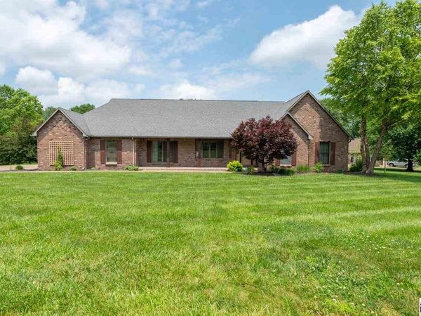 127 Rolling Valley Court, Terre Haute, IN 47803