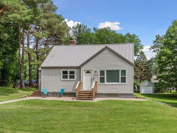 3910 Elmwood Street, Vadnais Heights, MN 55127