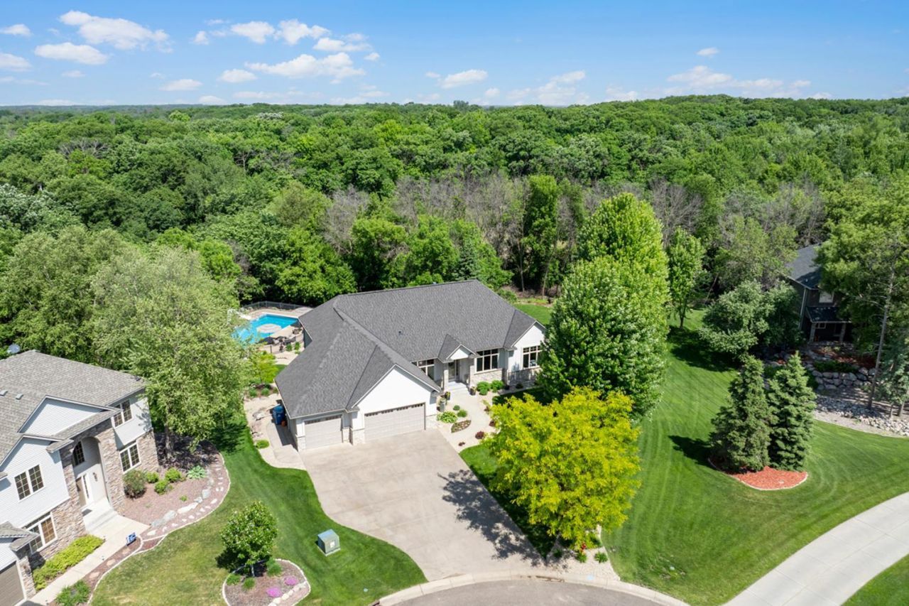 10941 Woodland Drive N, Champlin, MN 55316