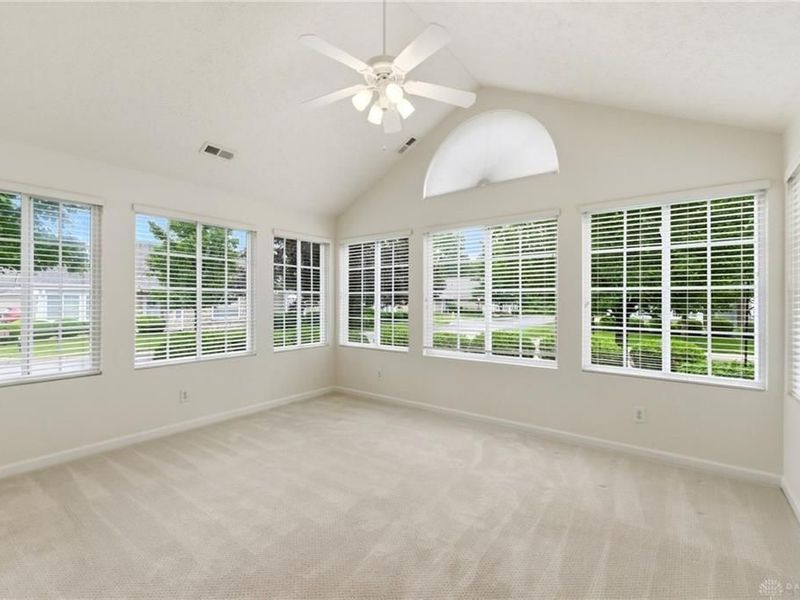 4087 Whitegate Drive, Beavercreek, OH 45430 Photo 10