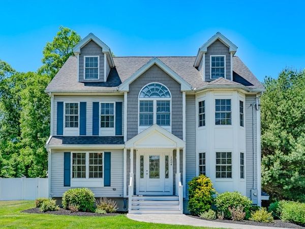 1204 Main Street, Reading, MA 01867