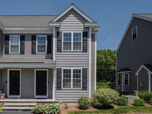 49 Riley Rd, Unit 25, Tyngsborough, MA 01879