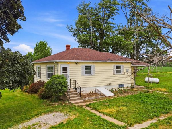 2753 260Th Street, New London, IA 52645