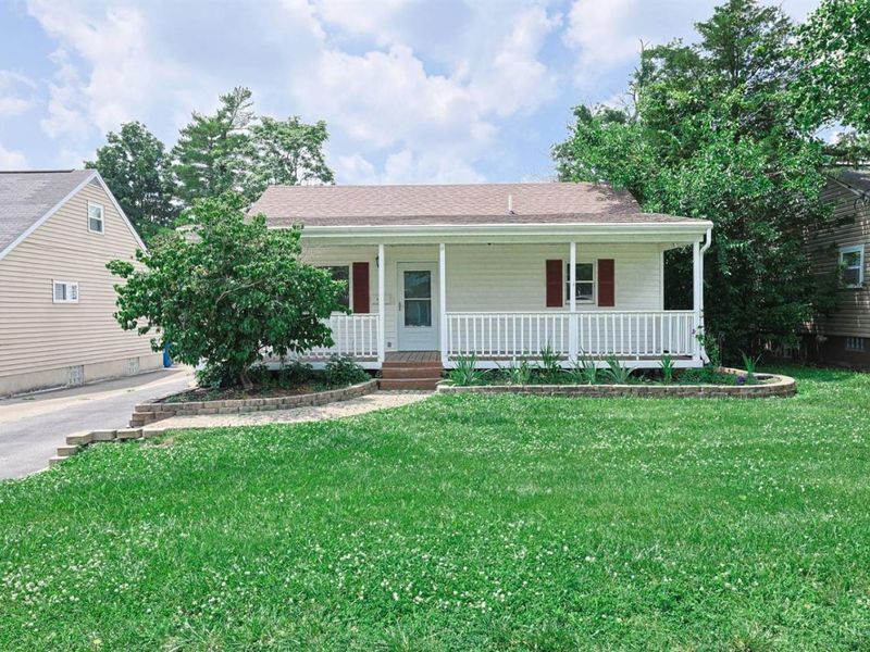 7229 Iuka Avenue, Madeira, OH 45243 Photo 1