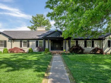 790 Chinoe Road, Lexington, KY 40502