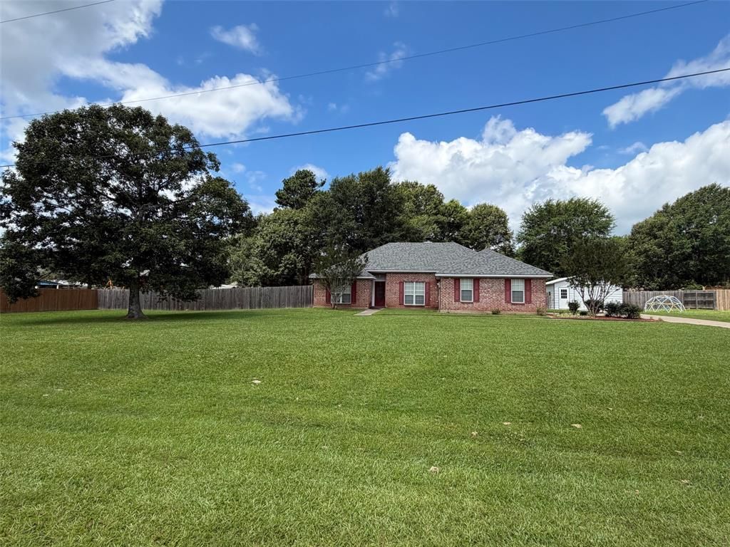 123 Ann Lane, Stonewall, LA 71078 Main Photo