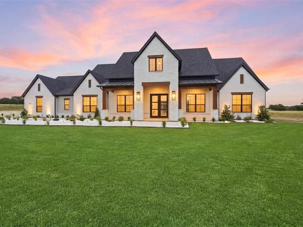 1024 Ranch Vista Road, Granbury, TX 76049