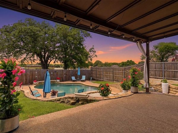 3107 Emerald Street, Bedford, TX 76021