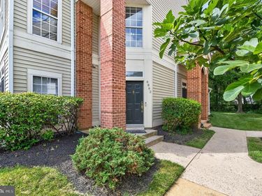 6862 BRINDLE HEATH WAY, Unit 202, ALEXANDRIA, VA 22315