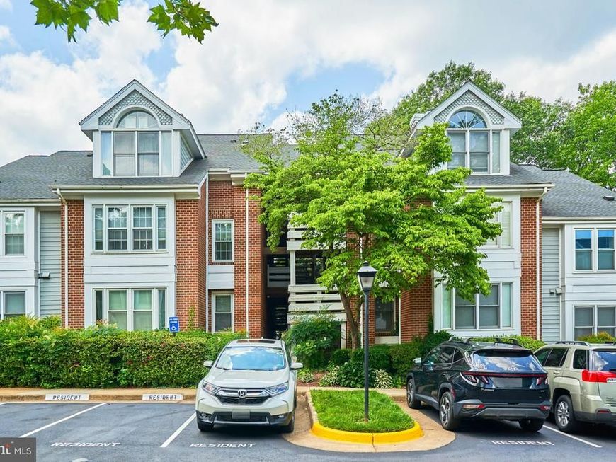 3152 Anchorway Court, Unit H, Falls Church, VA 22042 Main Photo