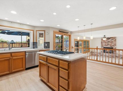 8904 Royal Gate Way, Elk Grove, CA 95624 Photo
