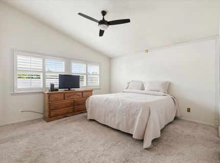 8904 Royal Gate Way, Elk Grove, CA 95624 Photo