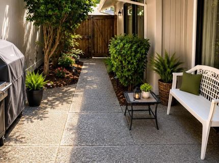 2042 University Park Dr, Sacramento, CA 95825 Photo