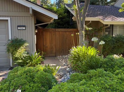 2042 University Park Dr, Sacramento, CA 95825 Photo