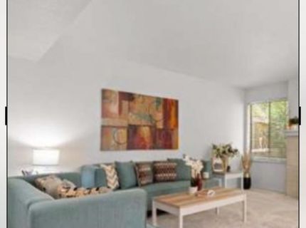 2042 University Park Dr, Sacramento, CA 95825 Photo