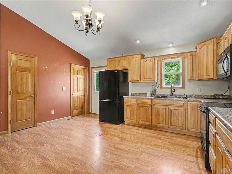 8320 Keister Road, Middletown, OH 45042 Photo 7