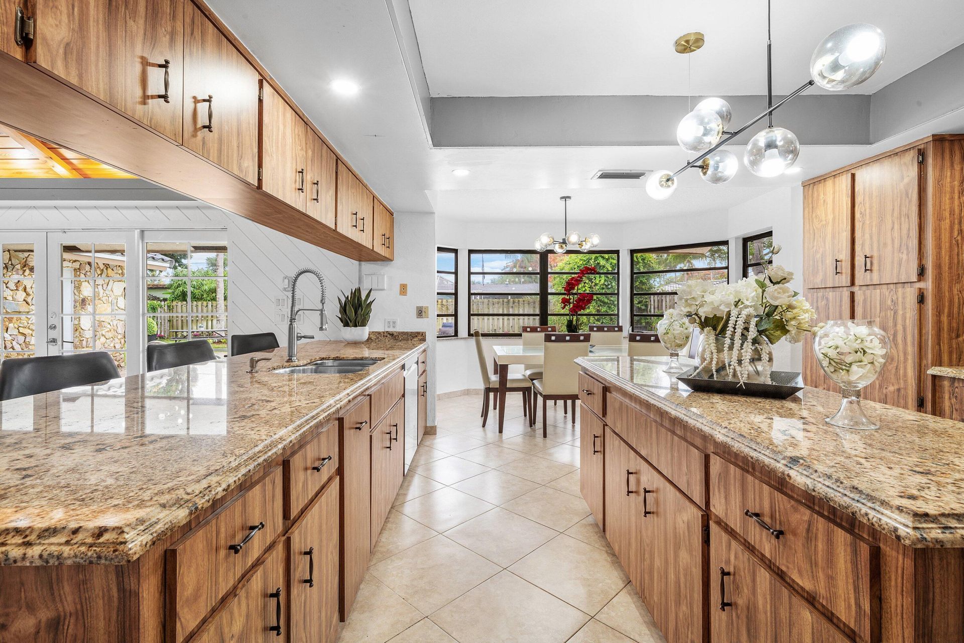 1006 SE 6th Street, Deerfield Beach, FL 33441 Photo