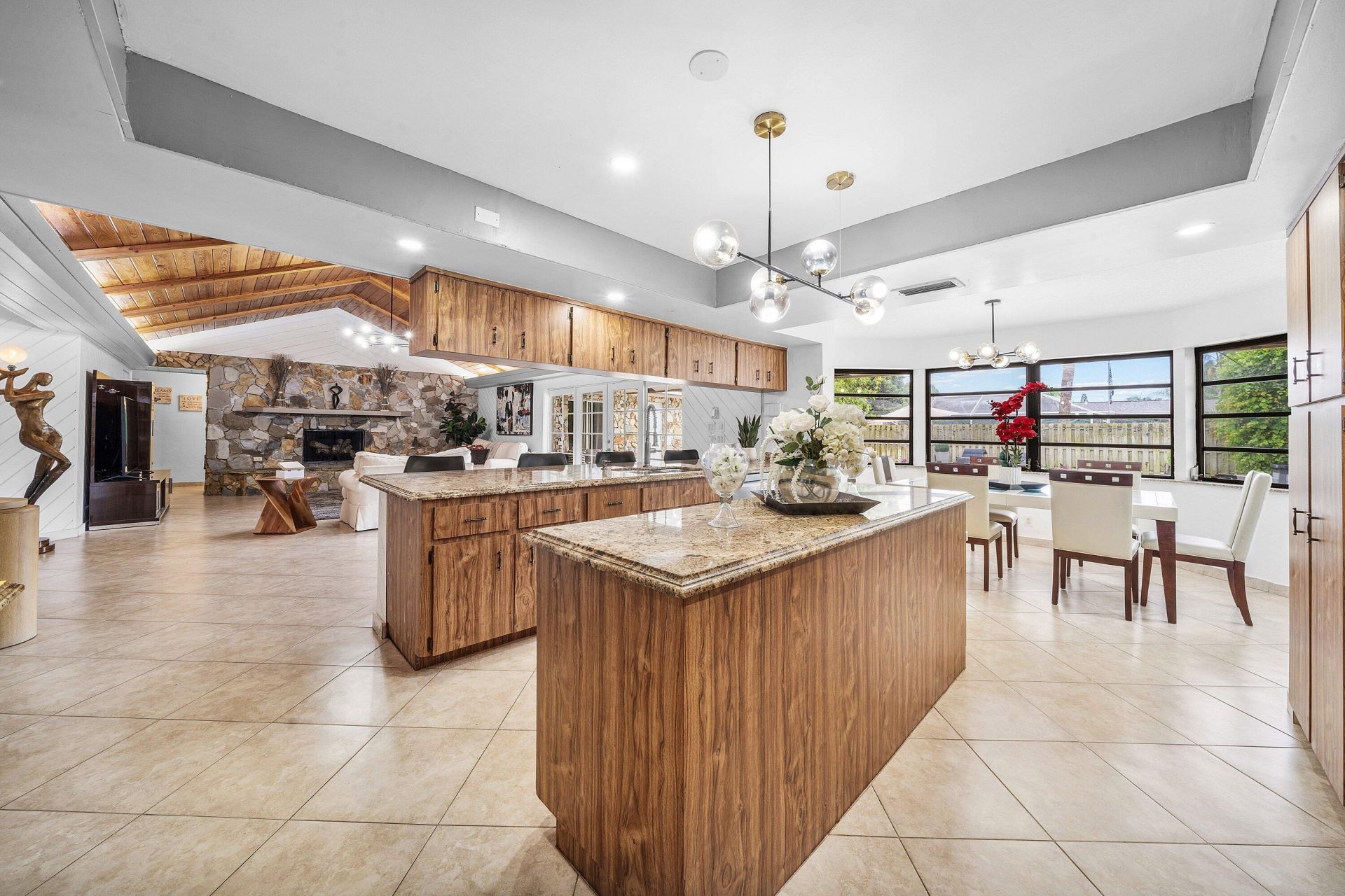 1006 SE 6th Street, Deerfield Beach, FL 33441 Photo