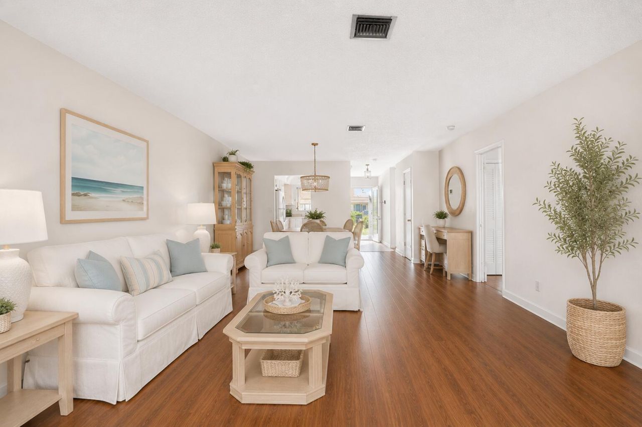 5800 W Fernley Dr Drive W, Unit 38, Greenacres, FL 33415 Photo