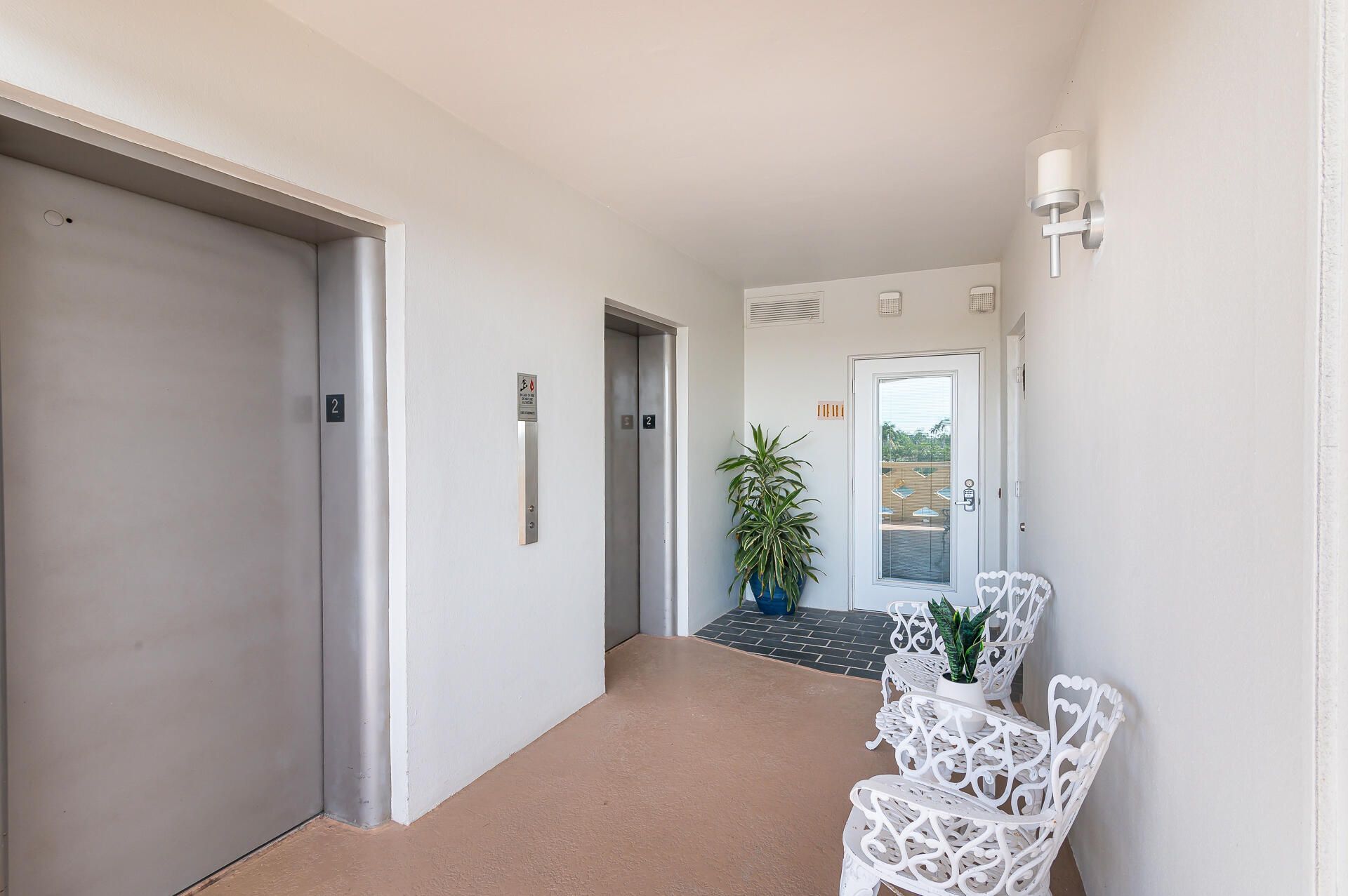 333 S Sunset Drive, Unit 204, Fort Lauderdale, FL 33301 Photo