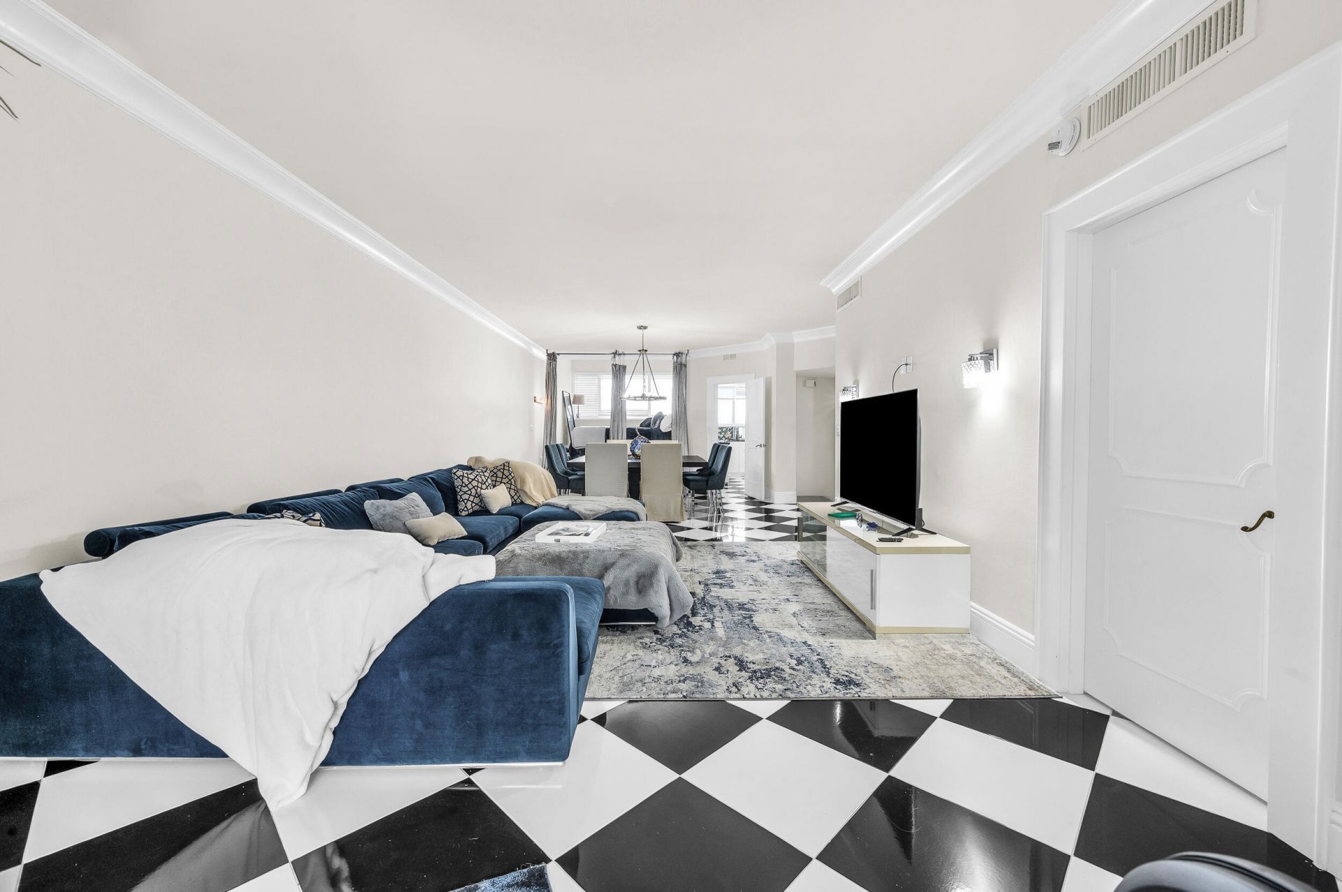 333 S Sunset Drive, Unit 204, Fort Lauderdale, FL 33301 Photo