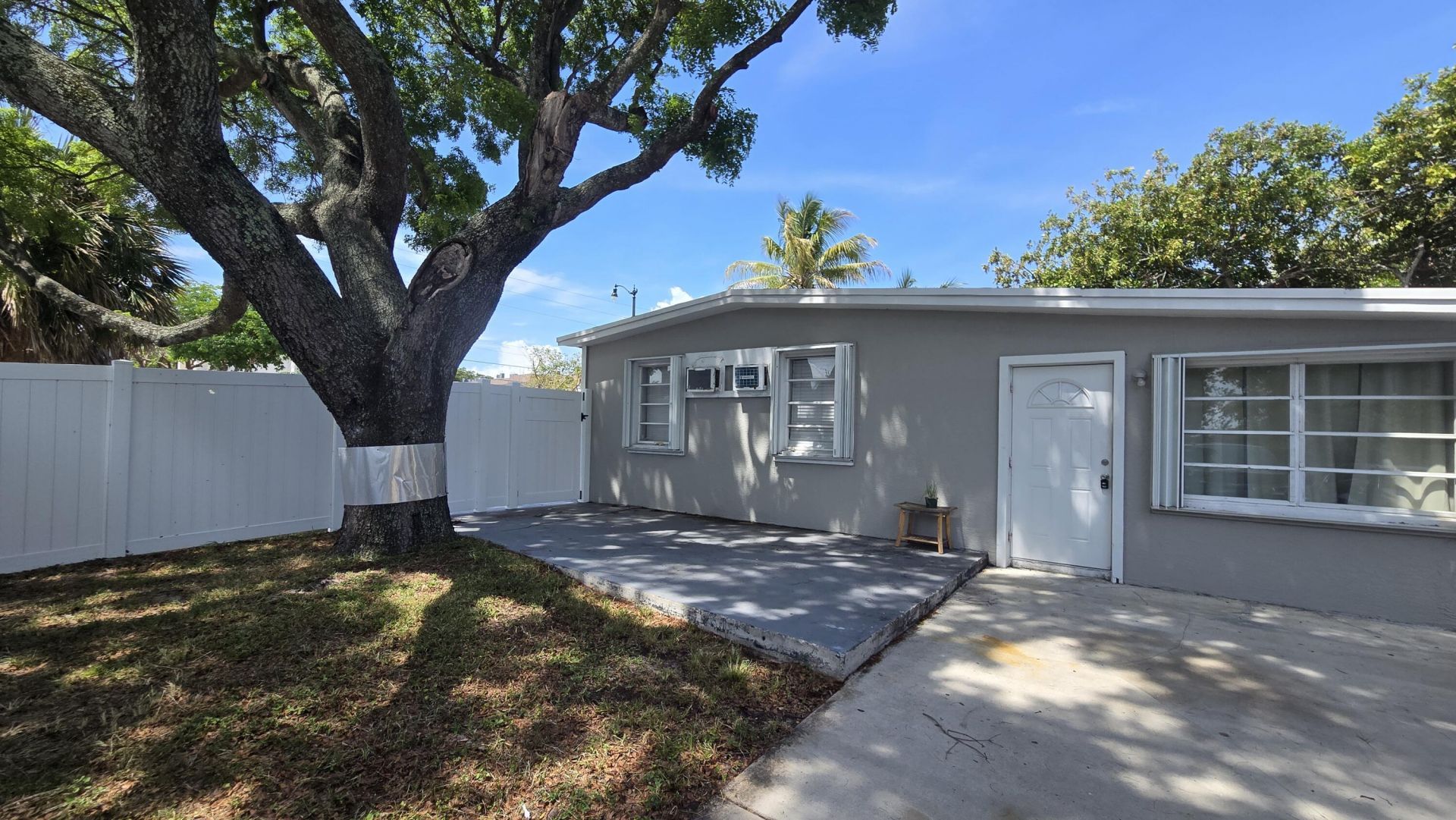 1933 NE 48th Street, Pompano Beach, FL 33064 Photo