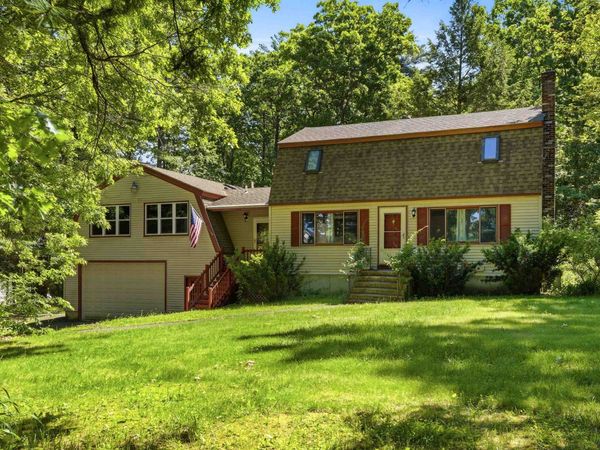 73 Old Chester Road, Derry, NH 03038