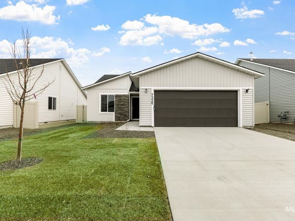 215 W 17th Ave, Jerome, ID 83338