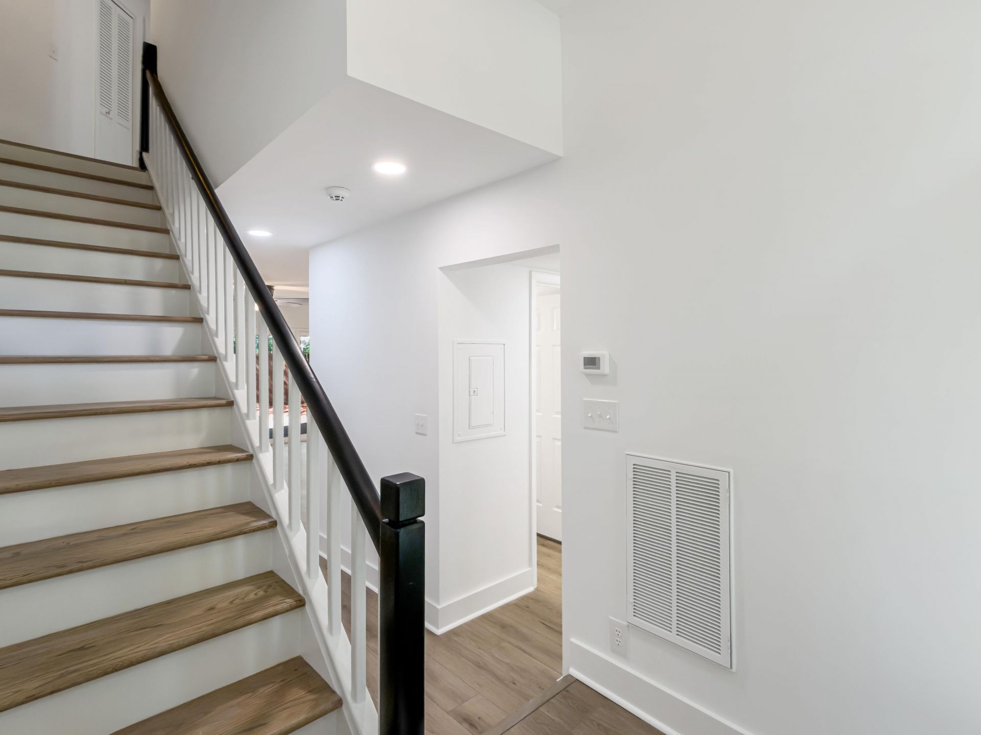 1164 Monaco Drive Photo 24