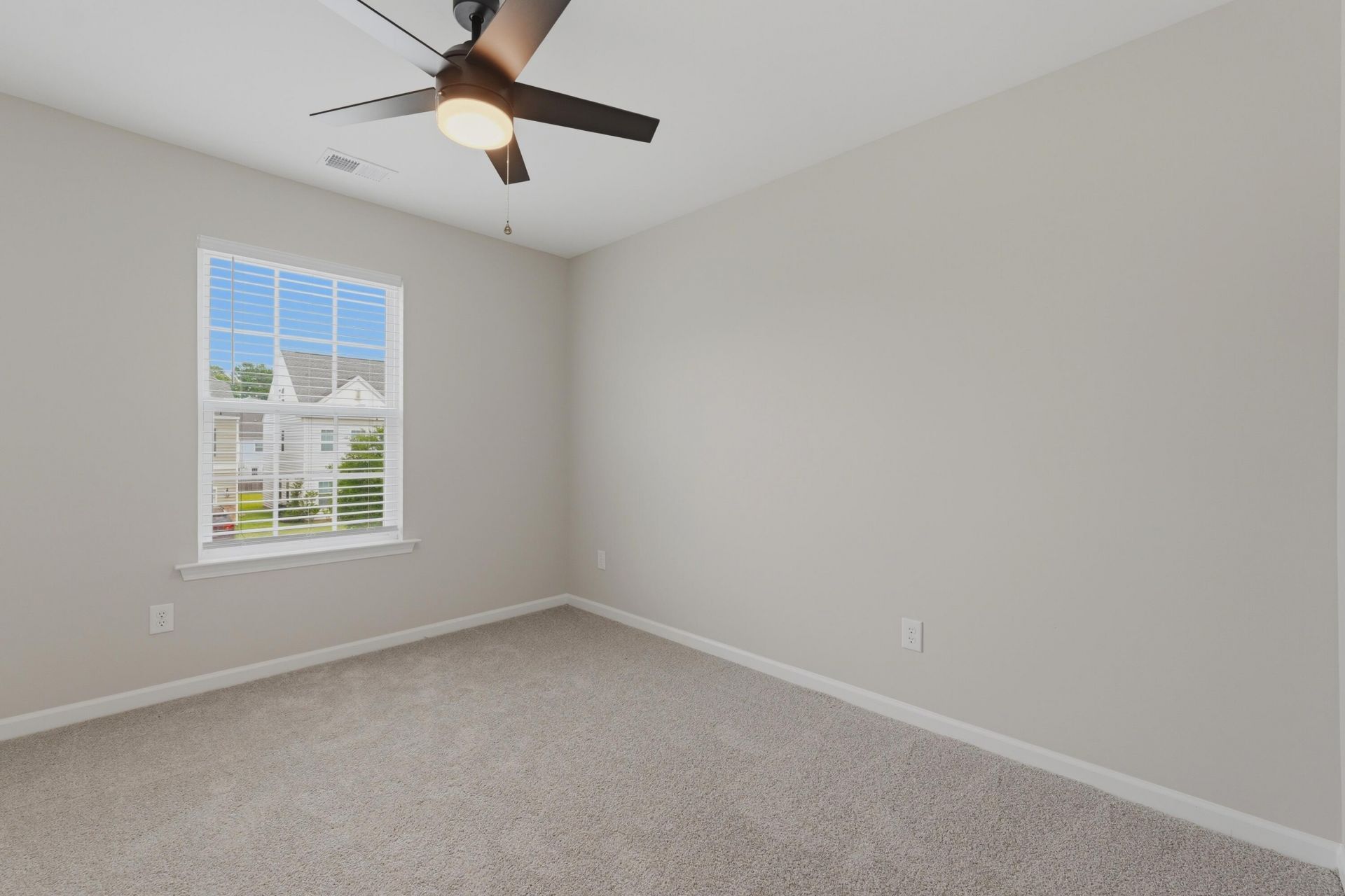 691 Silver Moss Drive Photo 20