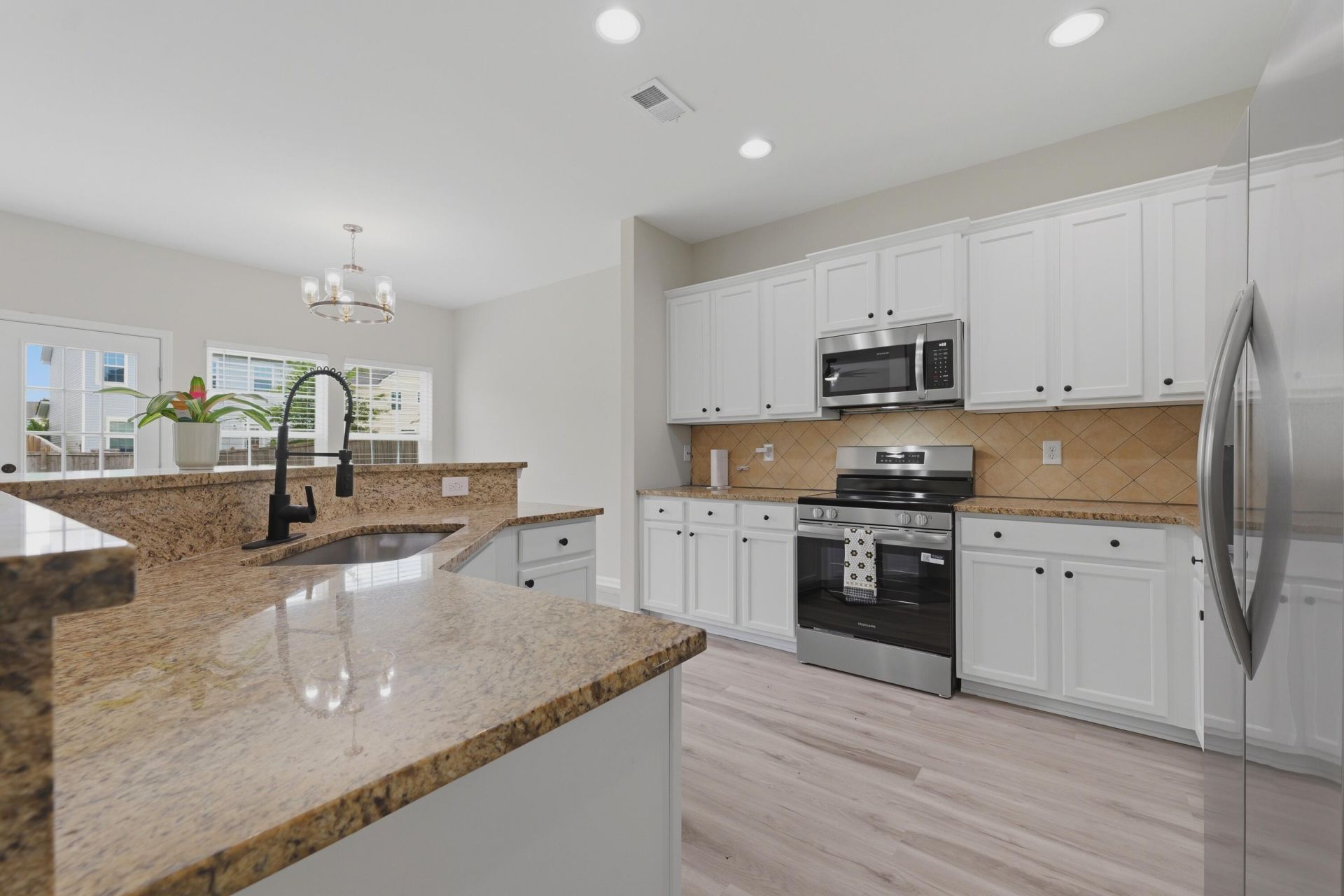 691 Silver Moss Drive Photo 7