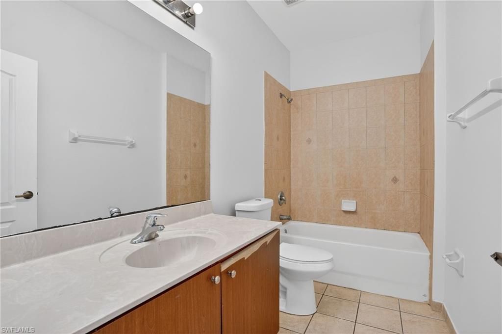 7013 Romana Way, Unit 1506, Naples, FL 34119 Photo