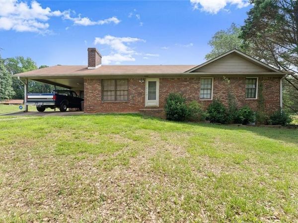 5590 Howard Road, Cumming, GA 30040