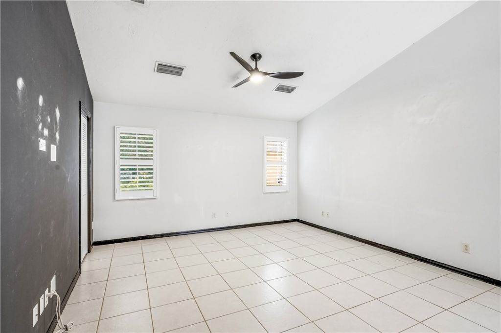 2246 86th Court, Vero Beach, FL 32966 Photo