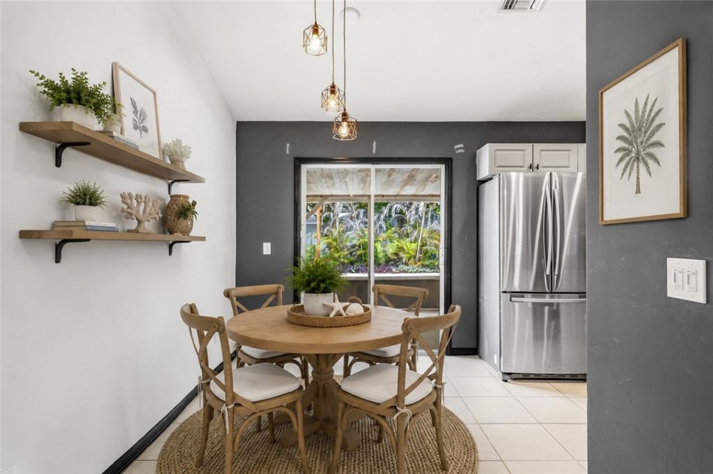 2246 86th Court, Vero Beach, FL 32966 Photo