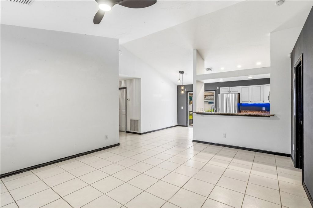 2246 86th Court, Vero Beach, FL 32966 Photo