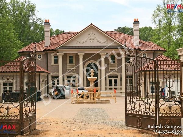 31111 Lahser Road , Beverly Hills Vlg, MI 48025