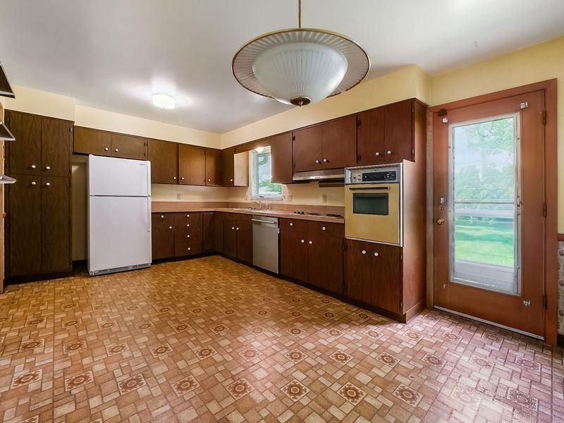 2983 Wellesley Drive , Columbus, OH 43221 Photo 12
