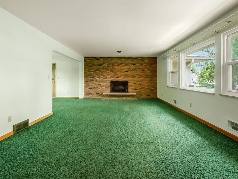 2983 Wellesley Drive , Columbus, OH 43221 Photo 4
