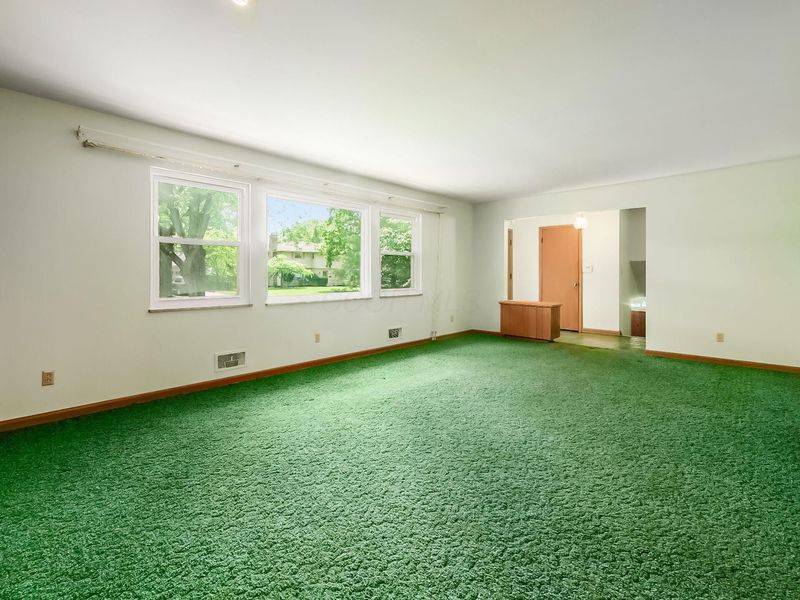 2983 Wellesley Drive , Columbus, OH 43221 Photo 6