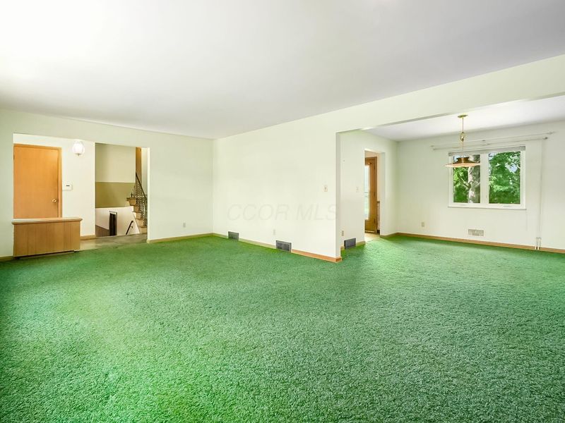 2983 Wellesley Drive , Columbus, OH 43221 Photo 7