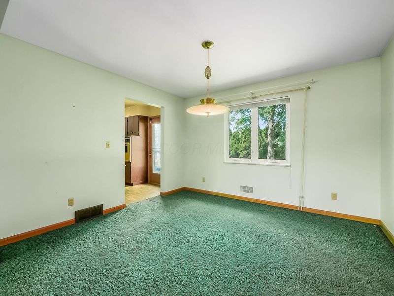 2983 Wellesley Drive , Columbus, OH 43221 Photo 9